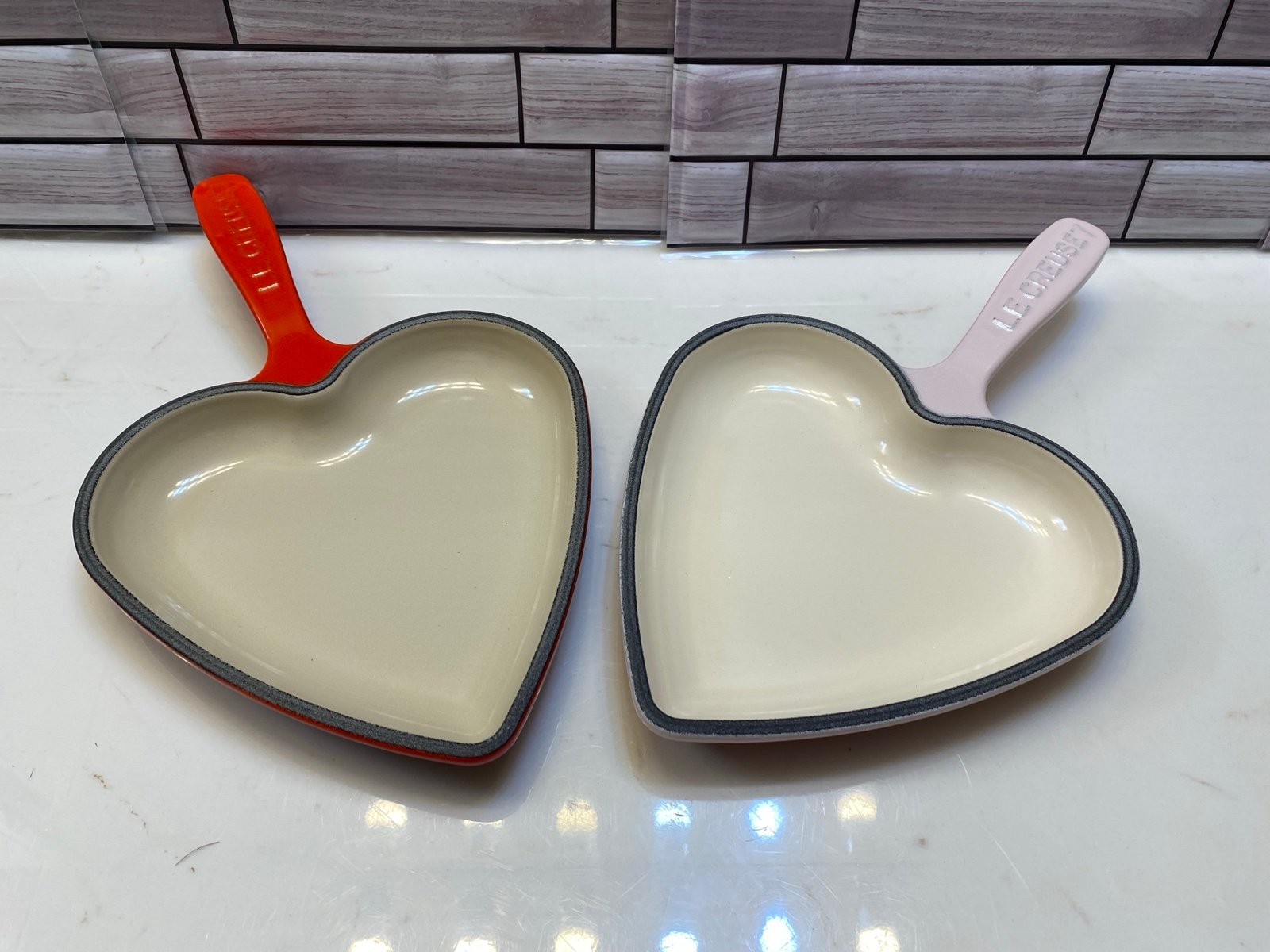 Le Creuset Heart Cast Iron Skillet shell pink & cerise 16cm Made in France NIB