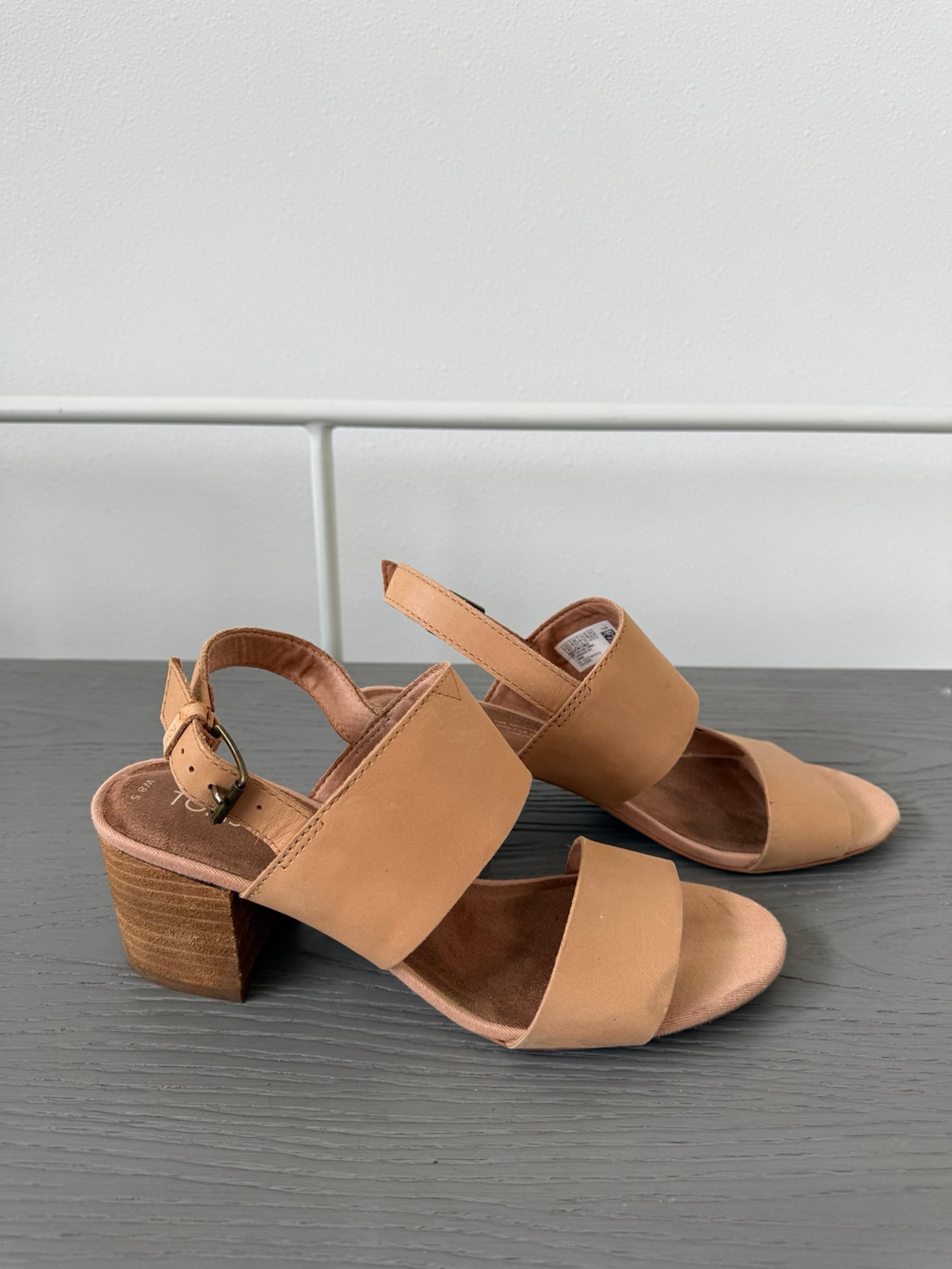 TOMS Poppy Sandals leather low block heel size 8.5
