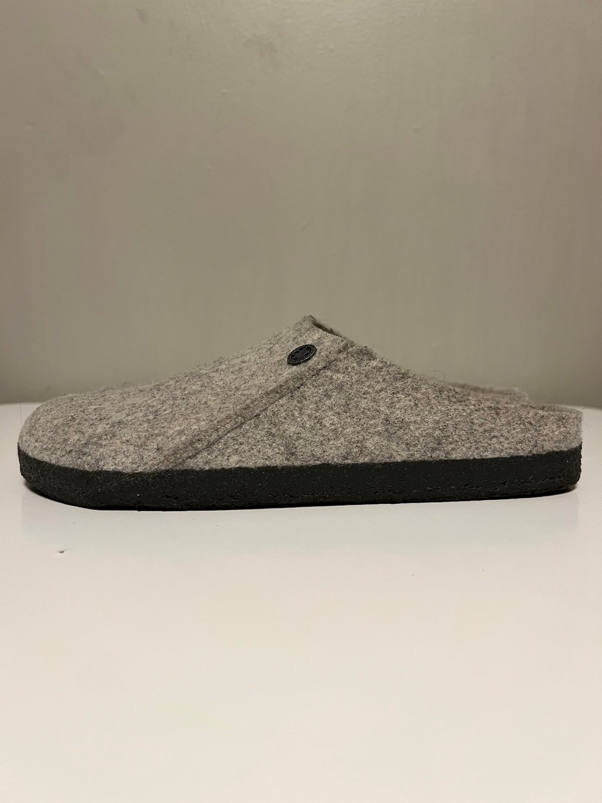 Birkenstock Zermatt Women's US 8 EU 39 Narrow Eggnog Slippers