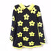 NWT Medium M Sha Qi Bei Er Women’s Daisy Floral Flower Sweater Shirt Top