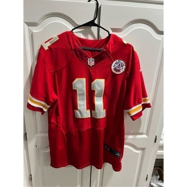 Alex Smith Kansas City Chiefs Red Nike New Jersey Size 44. Stitched
