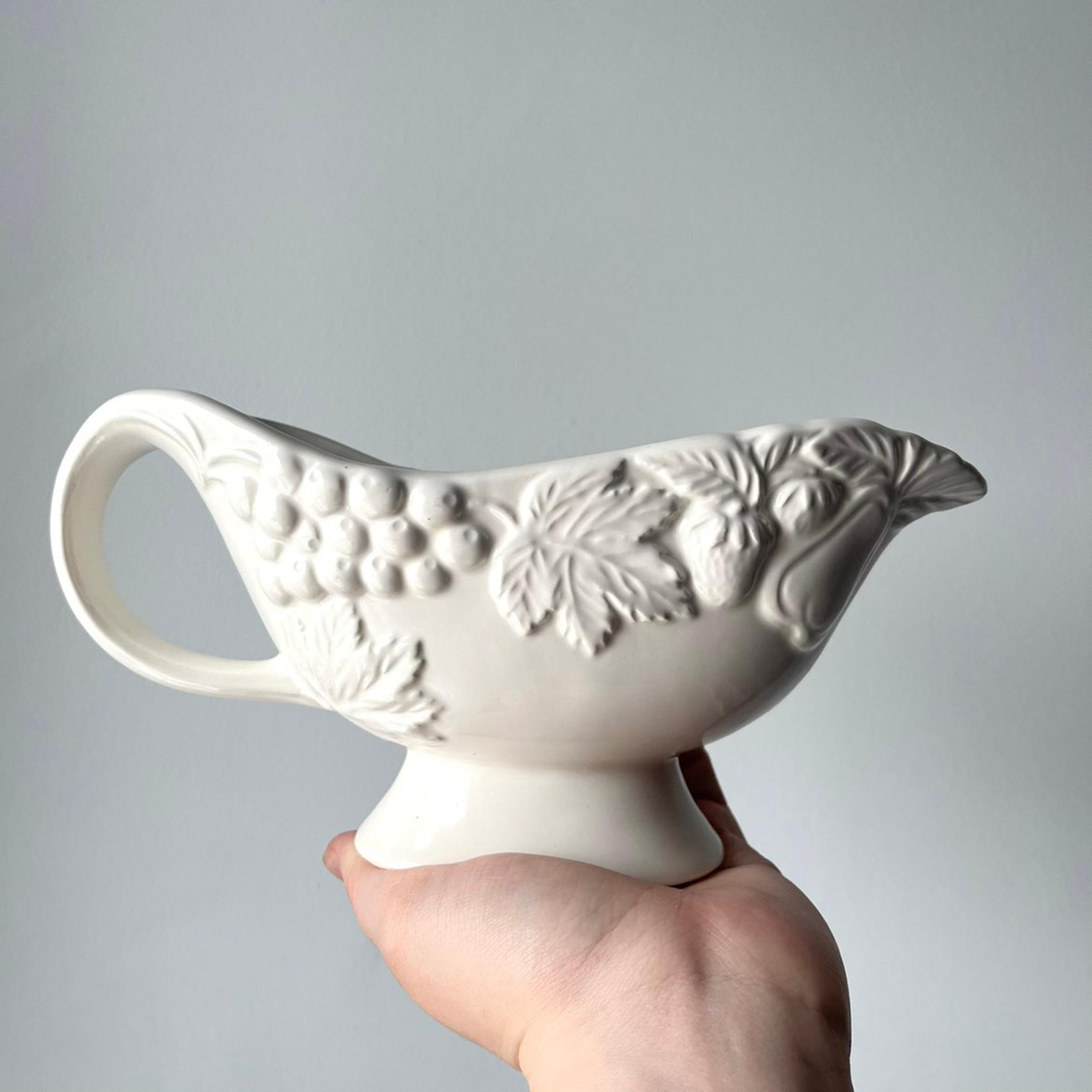 Vintage White Ceramic Gravy Boat/Sauce