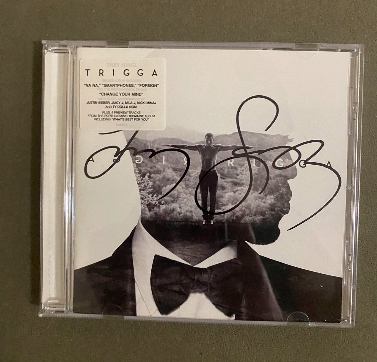 Trey Songz Trigga Signed Autographed cd