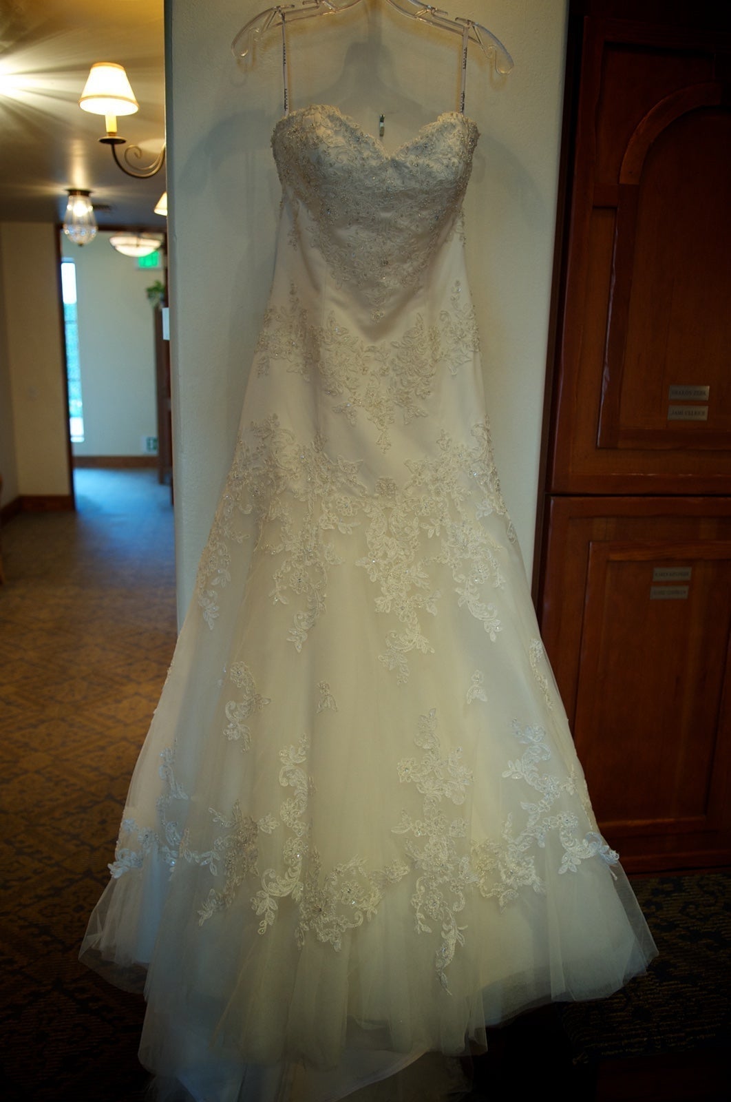 Mon Cheri Jordan Wedding Dress Size 6
