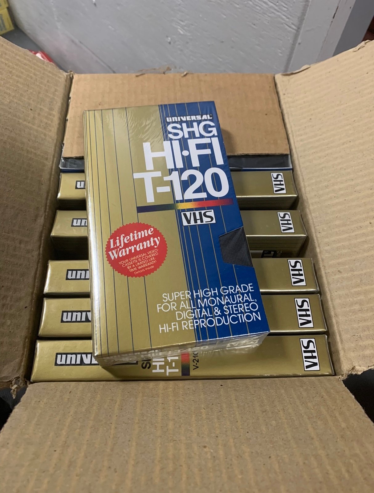Lot 20 Universal Brand VHS Cassette Tapes New Deadstock V-2100 SHG HI-FI T-120