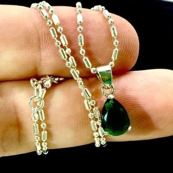 AXB Stunning Green Zircon Teardrop Gem & Sterling 925 Silver Chain