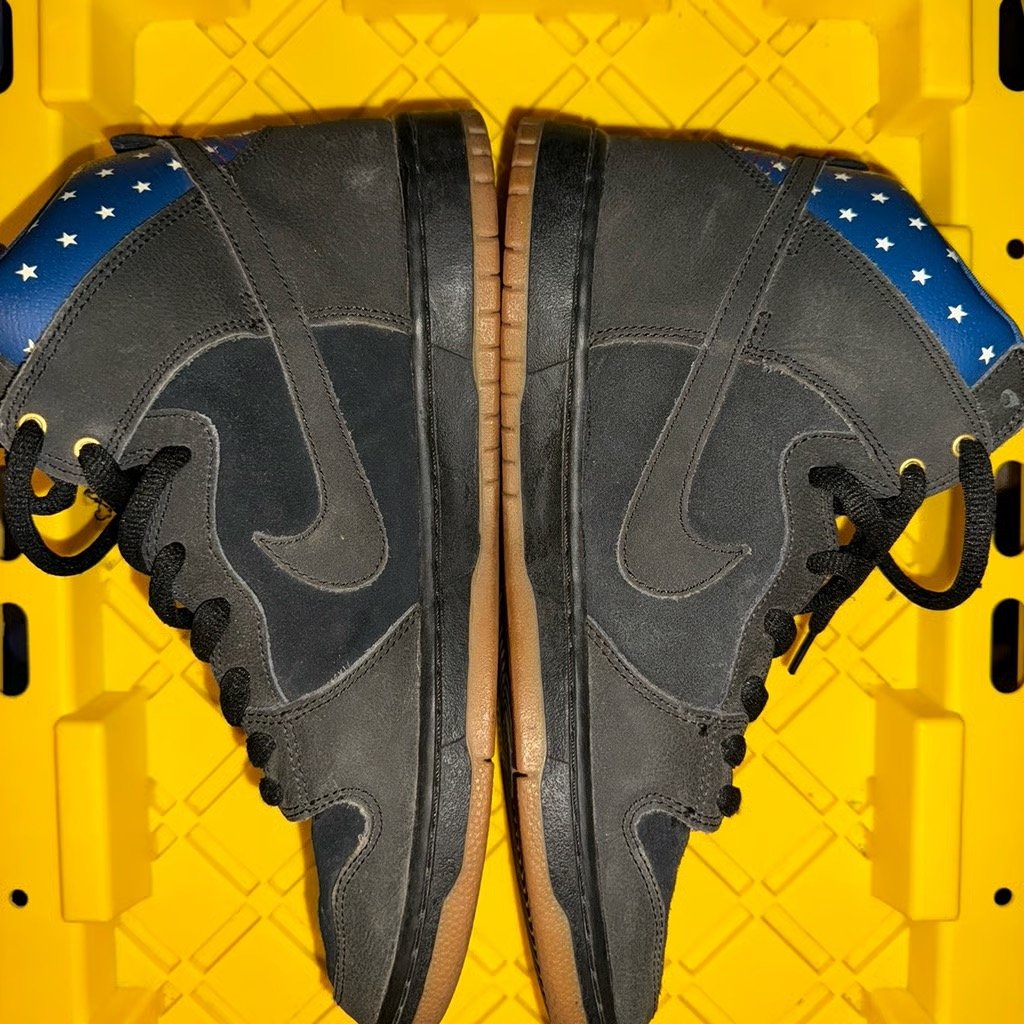 Nike SB Dunk High Captain America Size 11