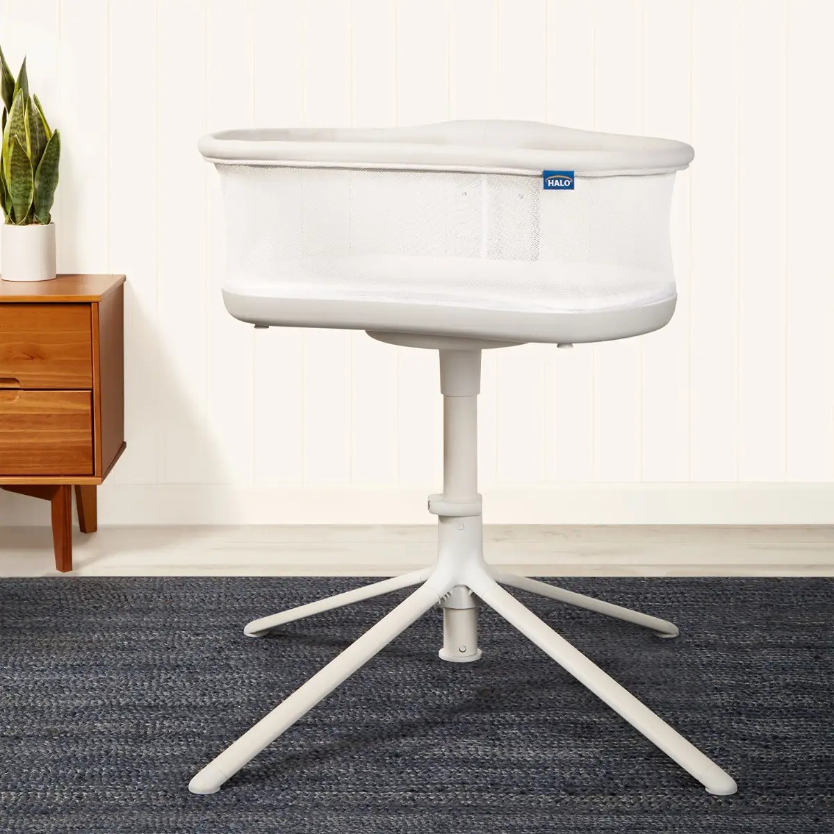 *Halo Bassinest Swivel Sleeper 3.0 (DD3)