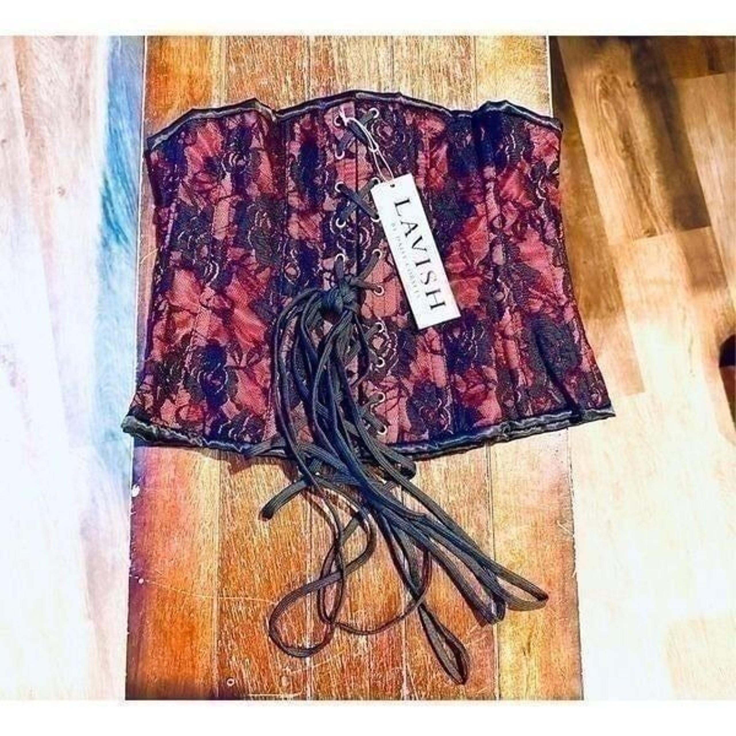 Daisy corsets womens Lavish Red W/Black Lace Overlay Mini Cincher Corset