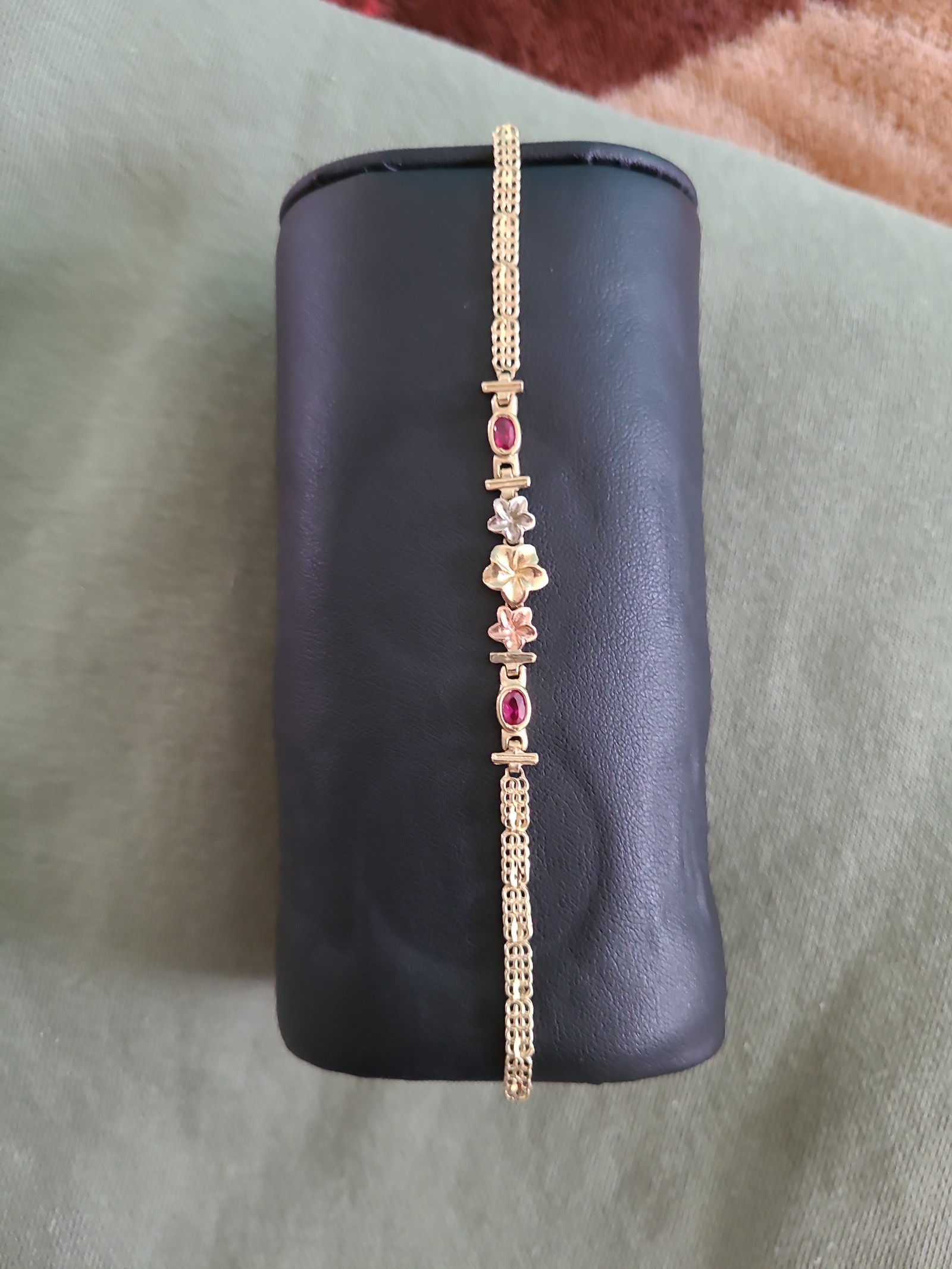 14k gold bracelet