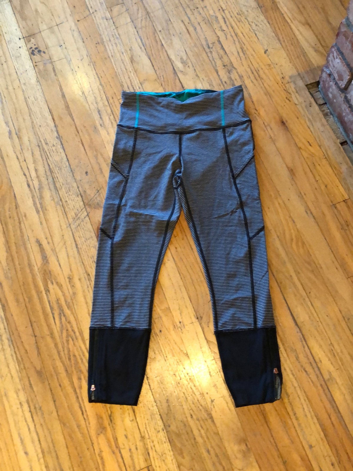 lululemon leggings size 6