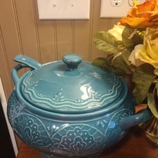 NEW Pioneer Women Soup Tureen and Laddle In Box Teal