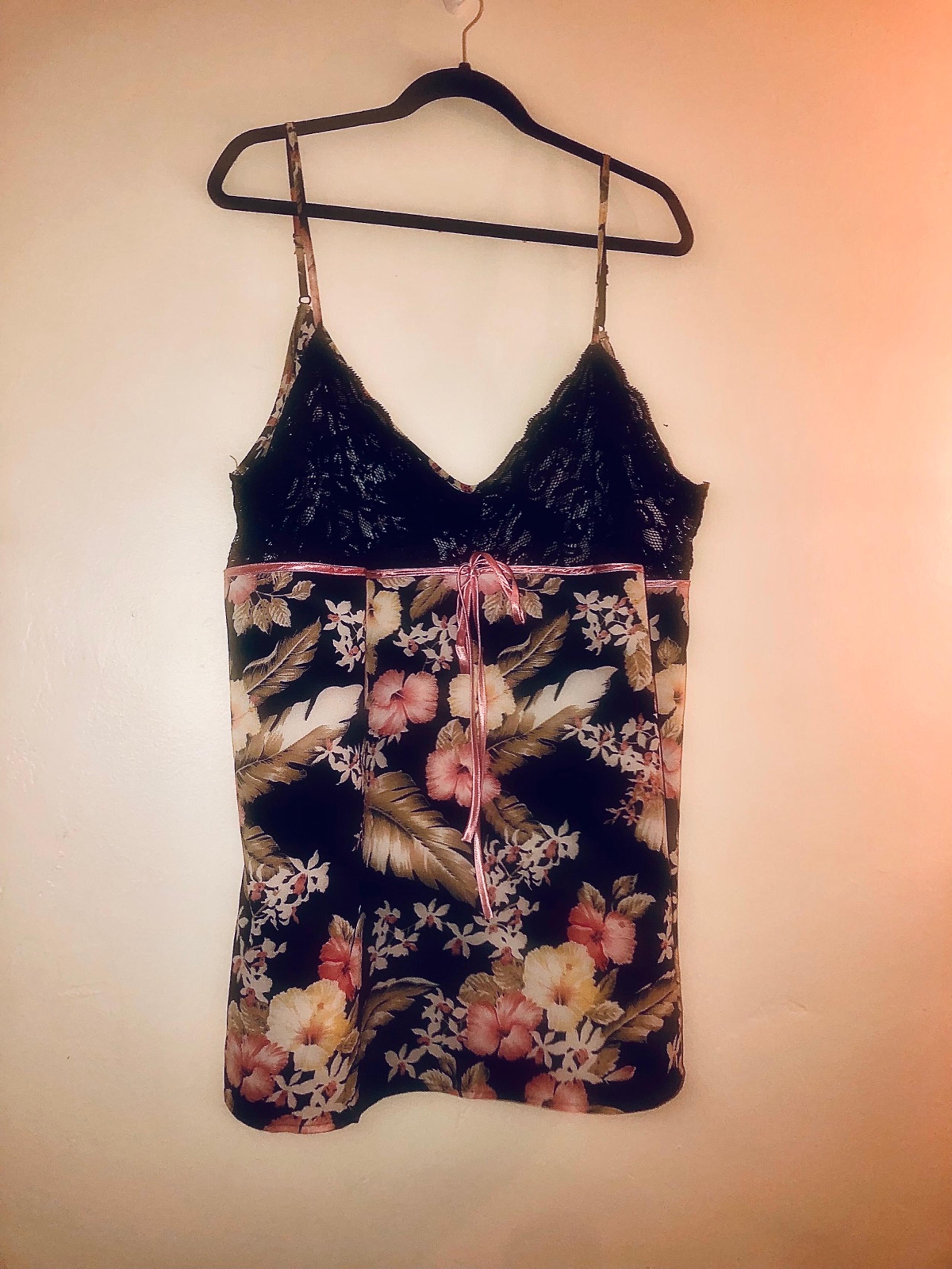 Torrid Black Lace/Pink Floral Camisole sz 3x NWOT