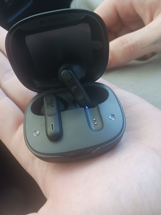 JBL Vibe flex ear pods