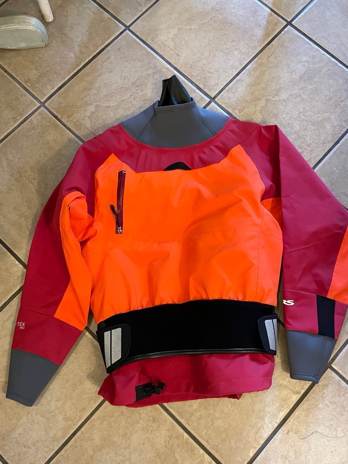 NRS Rev Dry Top