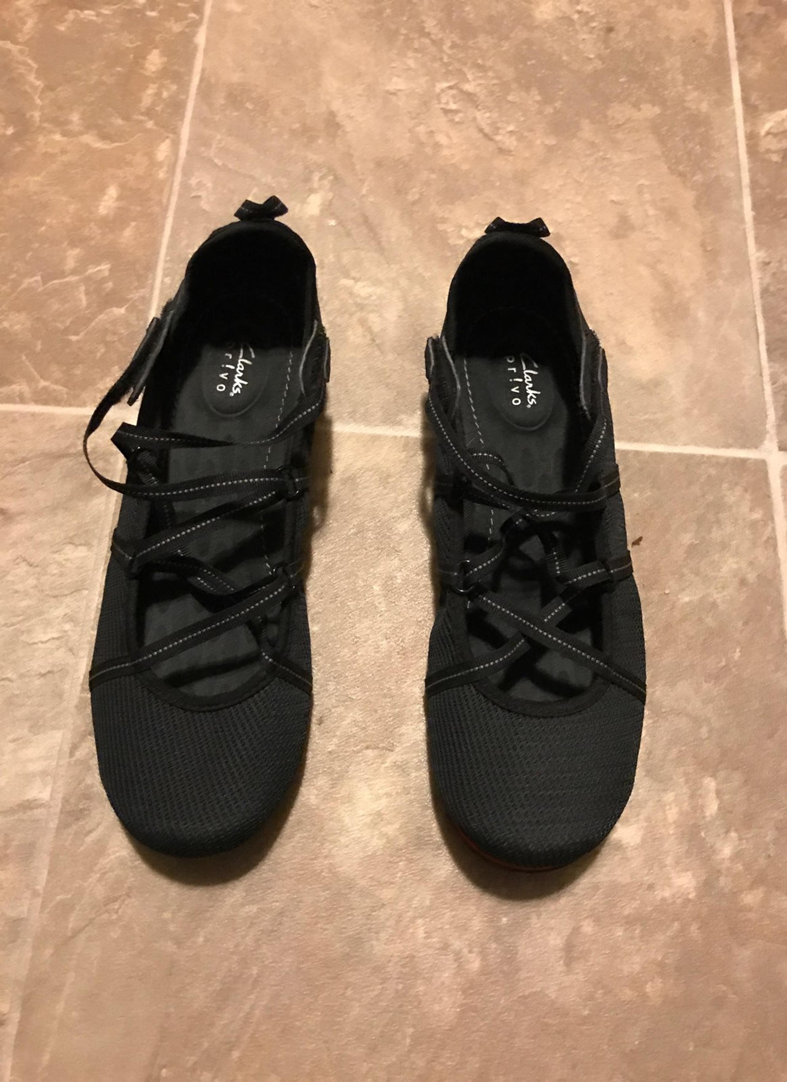Clarks Mary Jane Women’s Shoes Sz 9.5M