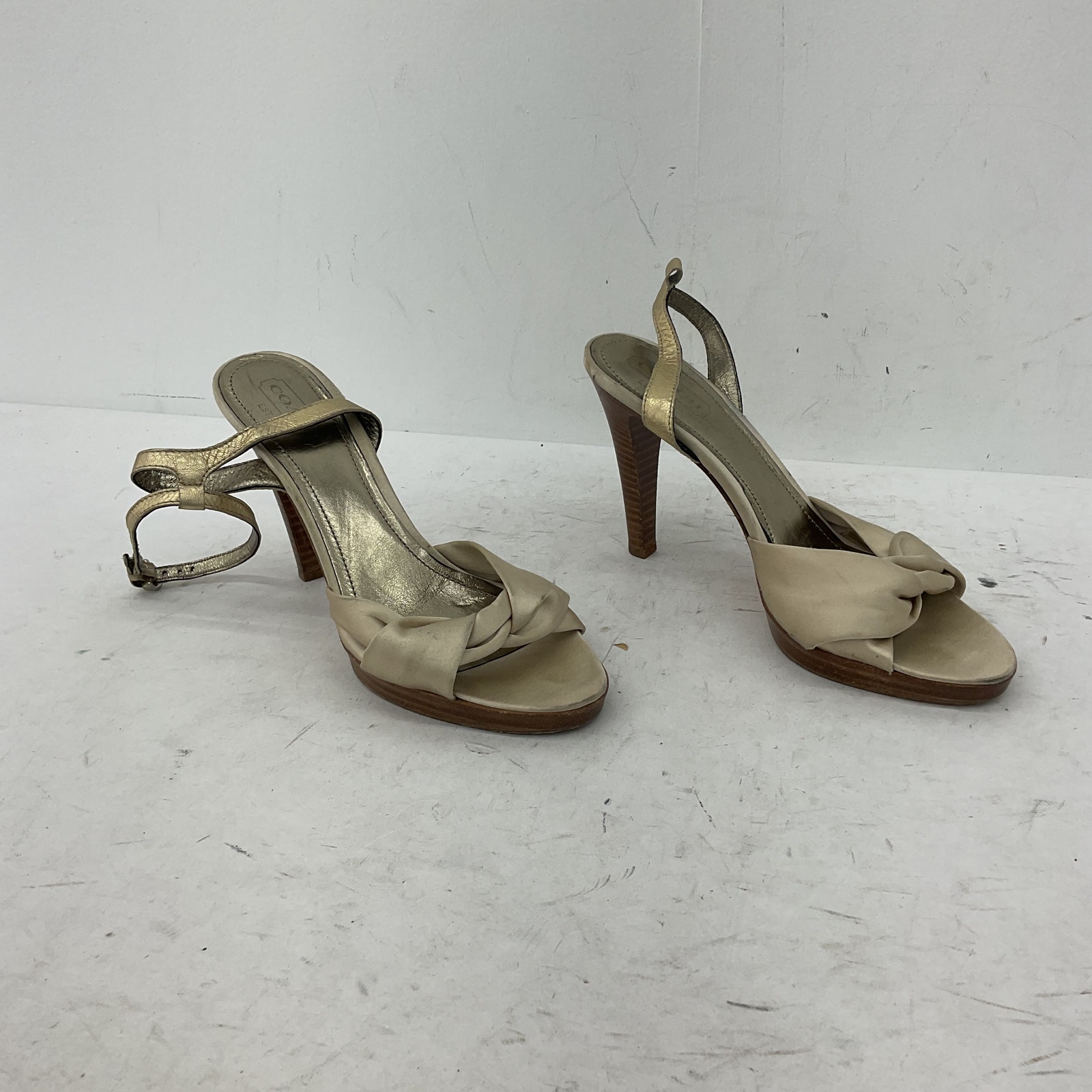 Coach Gold Leather Pump Heels - Women's Size 9