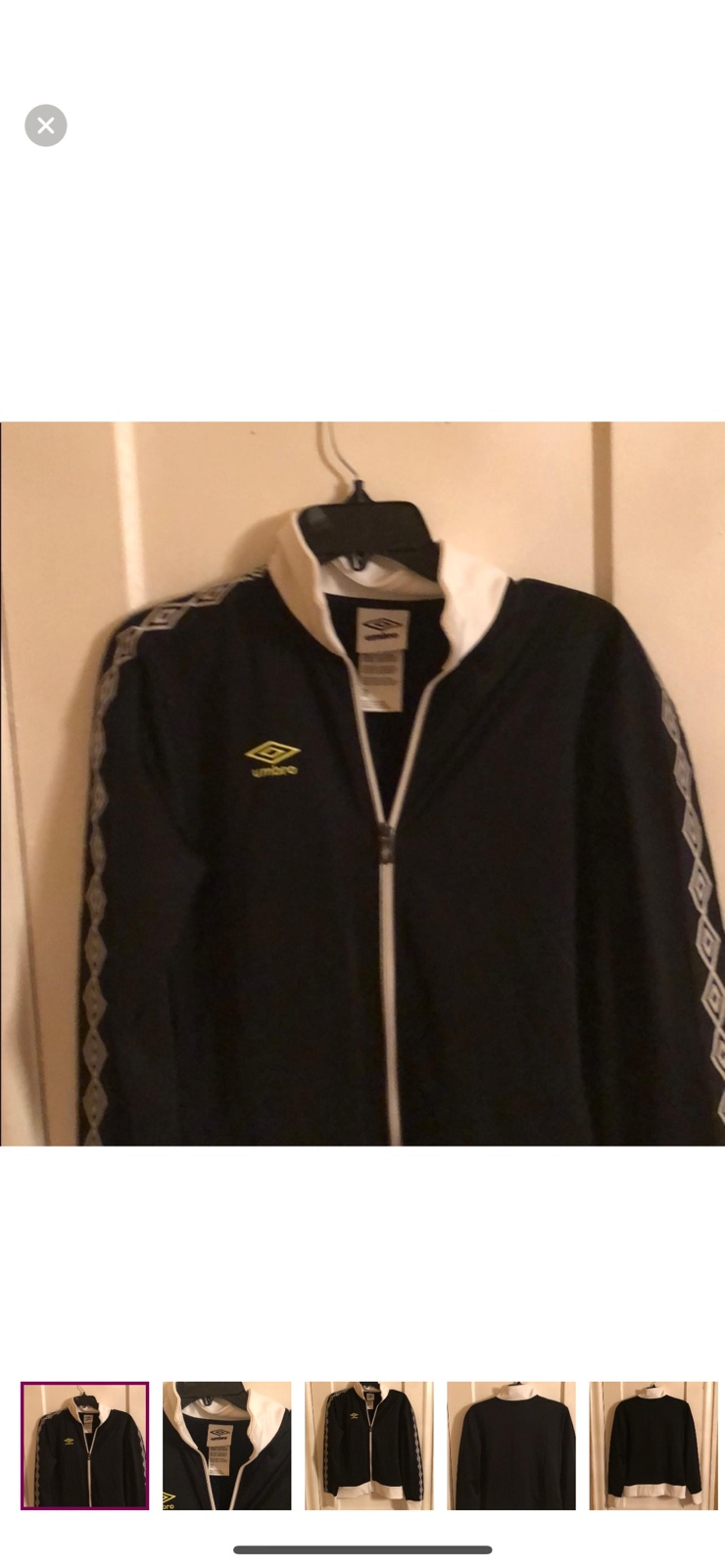 jacket Soccer Zip Up track jacket Women’s Size Small Black/White - Umbro