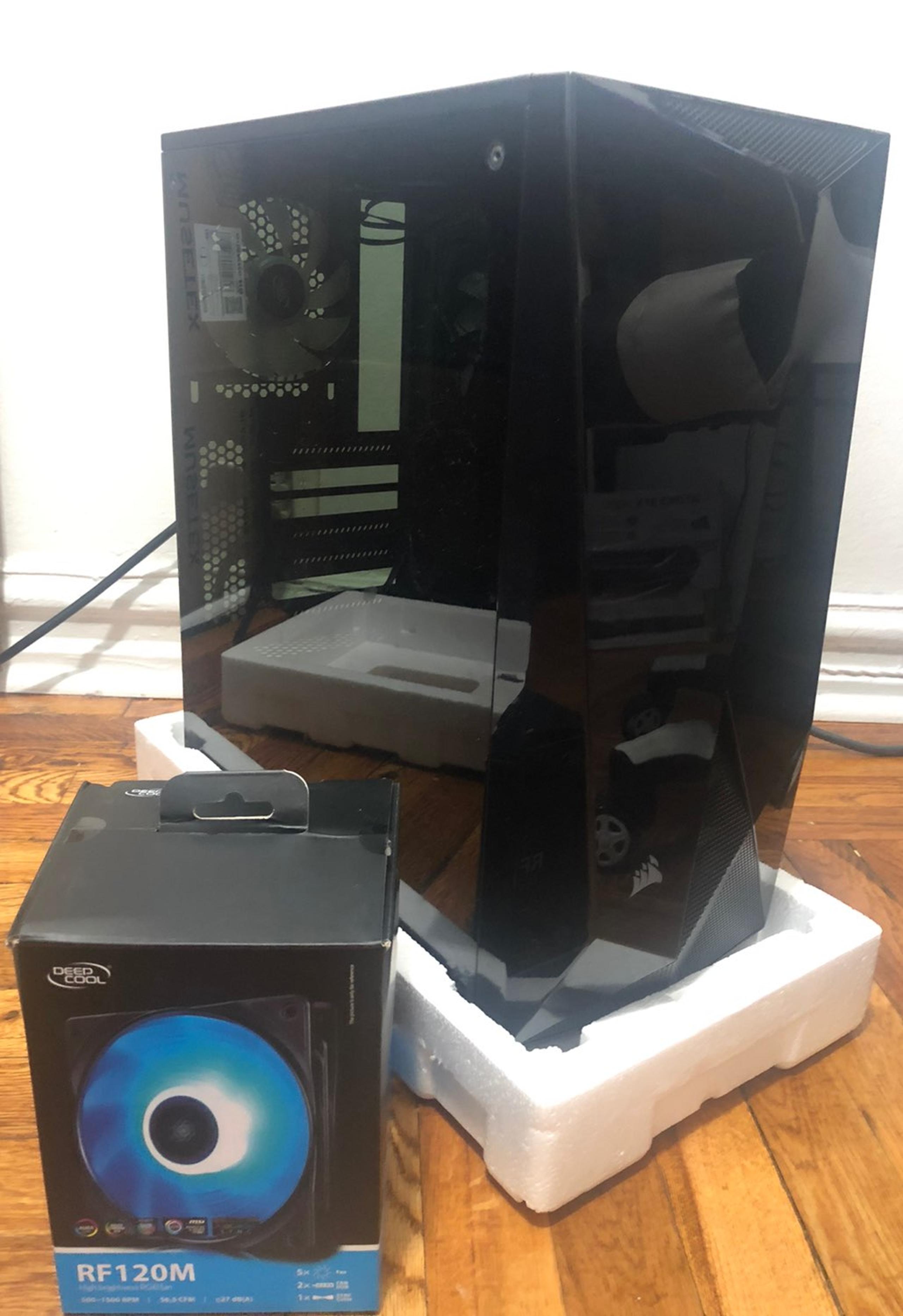 Used like new Corsair case +5 rgb fans