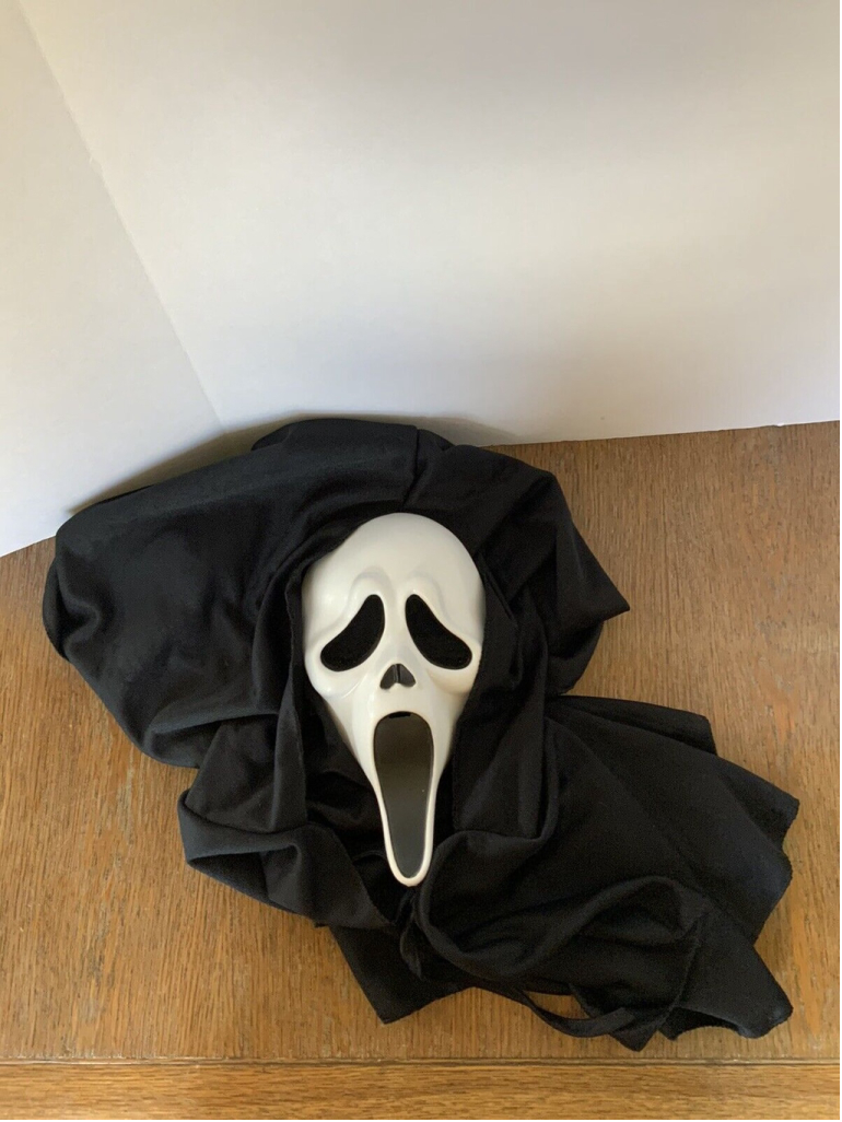 Easter Unlimited TD Stamp Scream 4 Halloween Costume
