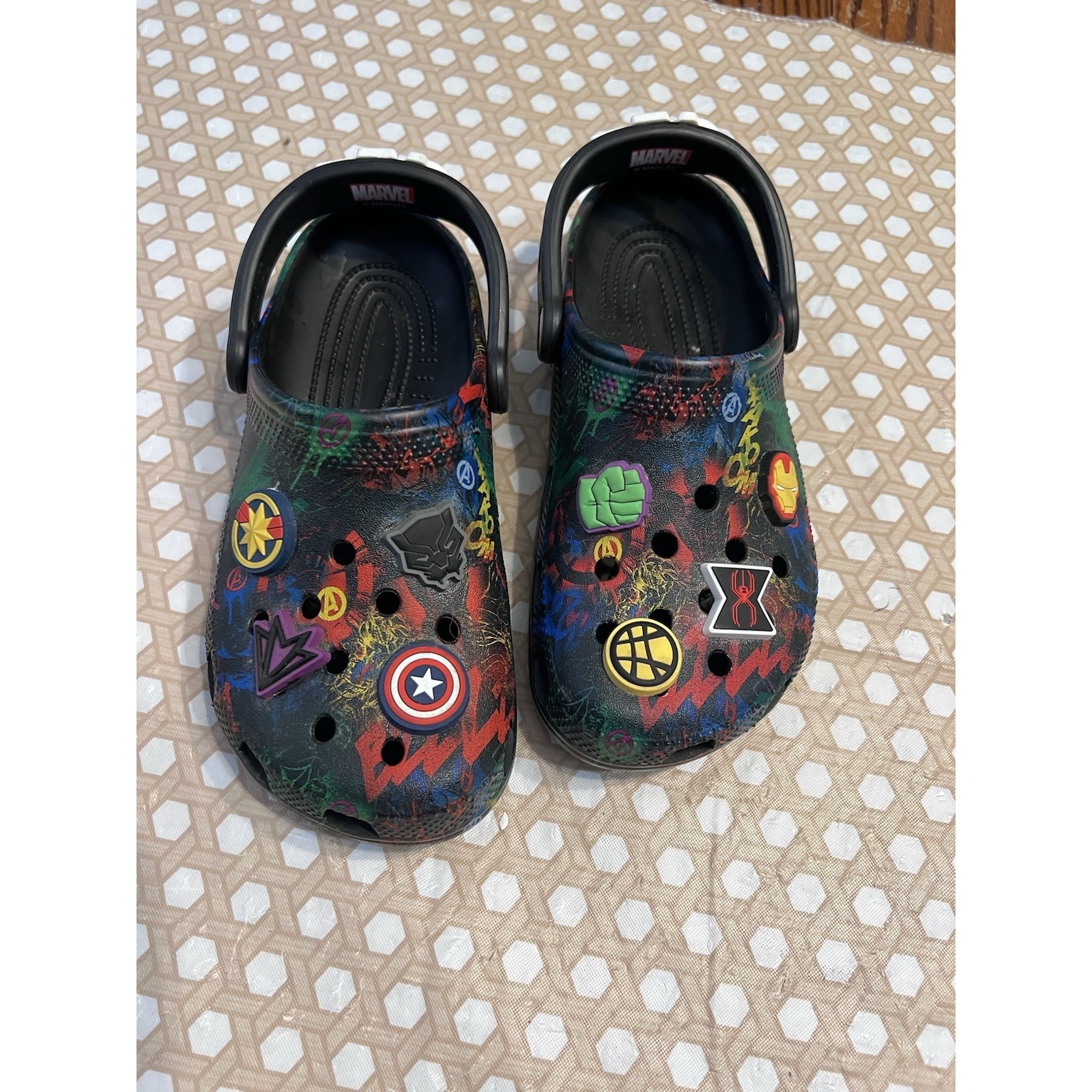 Crocs Shoes Marvel Avengers Clogs w/ Charms Slip On Shoes J5