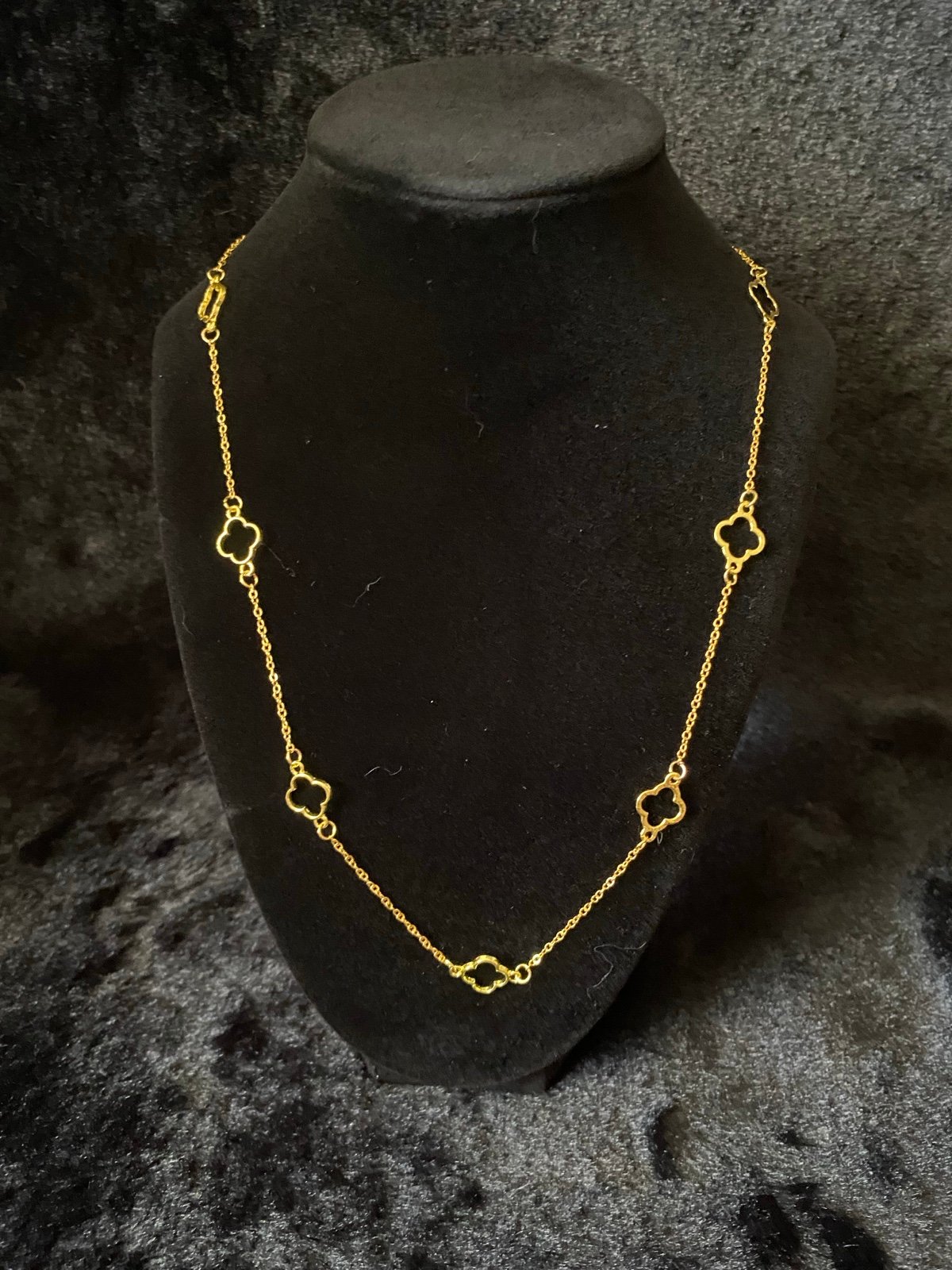 18K Gold Luxury Four Leaf Clover Necklace