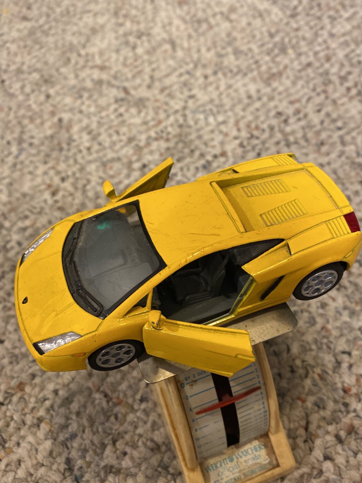 Nice Yellow 1/34 scale Lamborghini Callardo made by Kinsmart Nice Yellow 1/34 scale Lamborghini Callardo made by Kinsmart