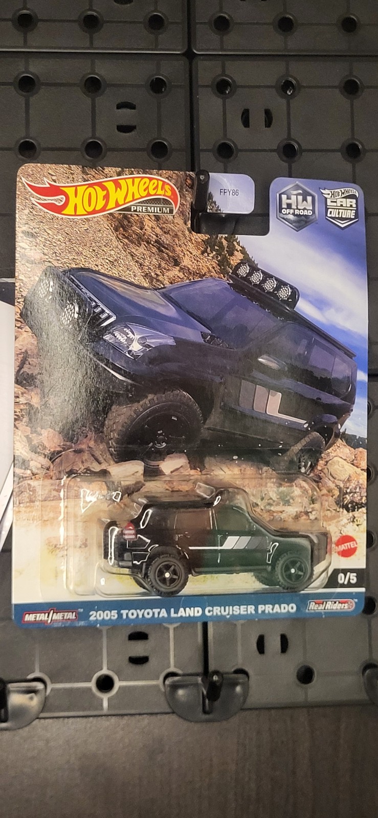 Hot Wheels 2005 Toyota Land Cruiser Prado Chase