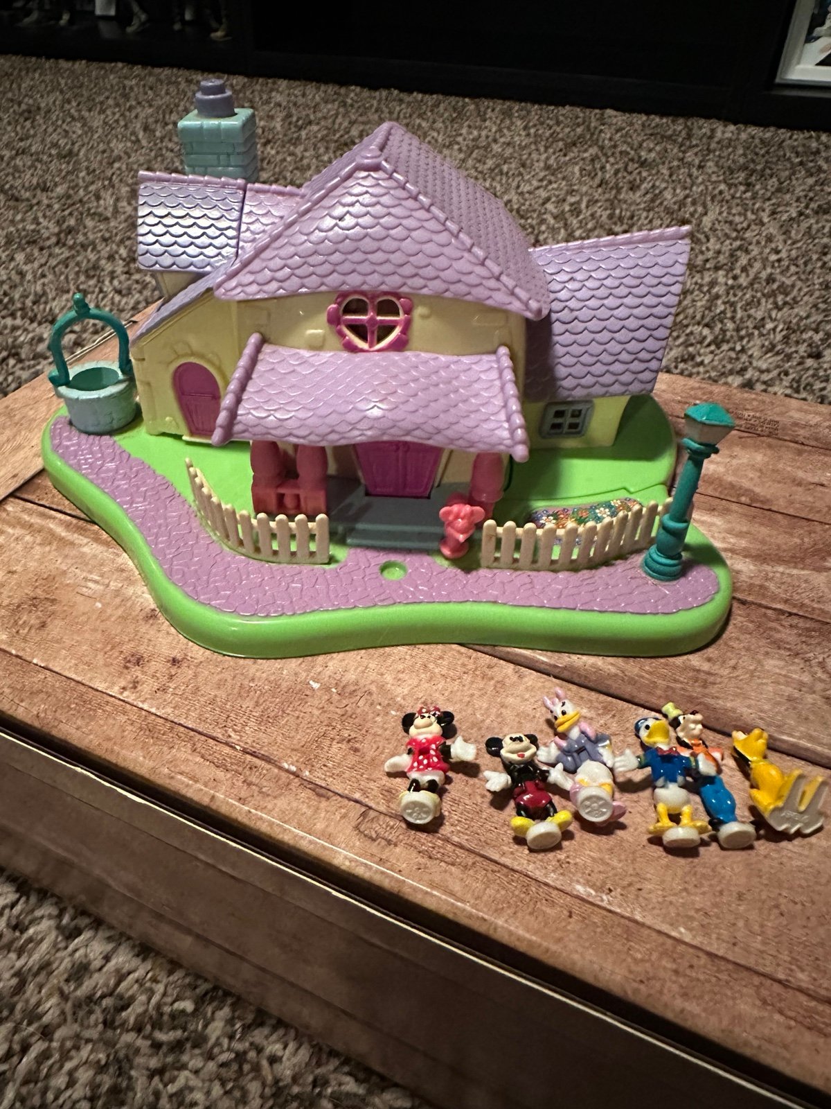Vintage Bluebird Minnie Mouse Surprise House