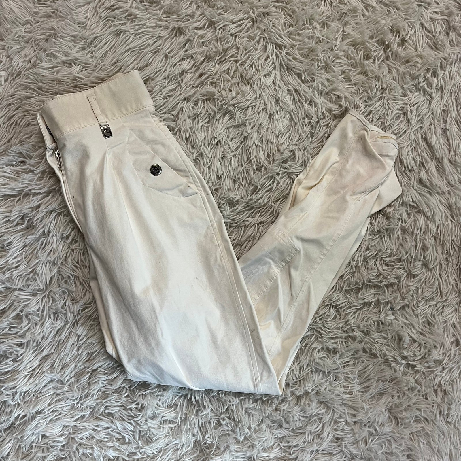 Women’s Size 30 White Cavallo Knee Patch Horseback Riding Breeches. Good Conditi