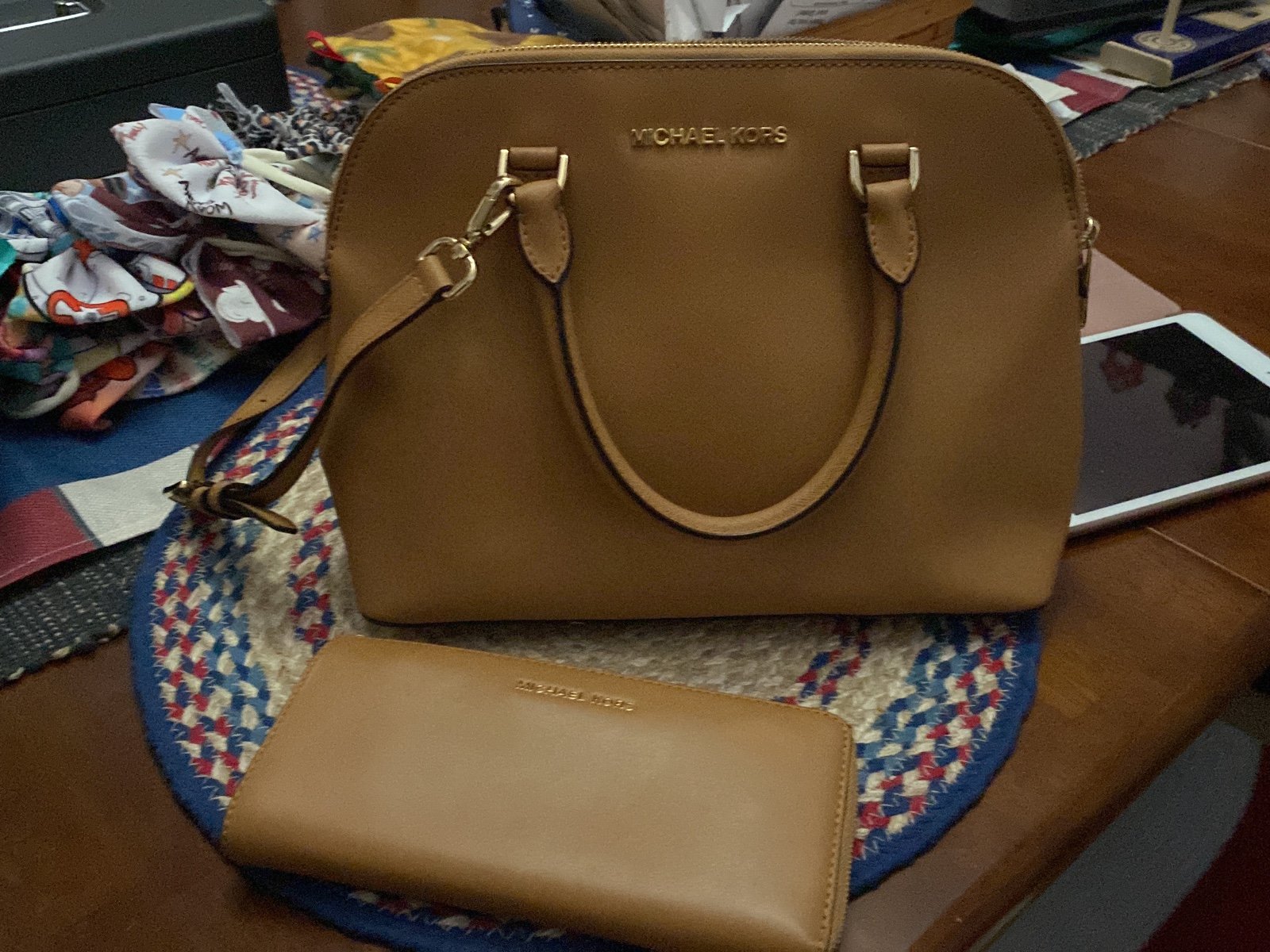 Michael Kors Avril Small Leather