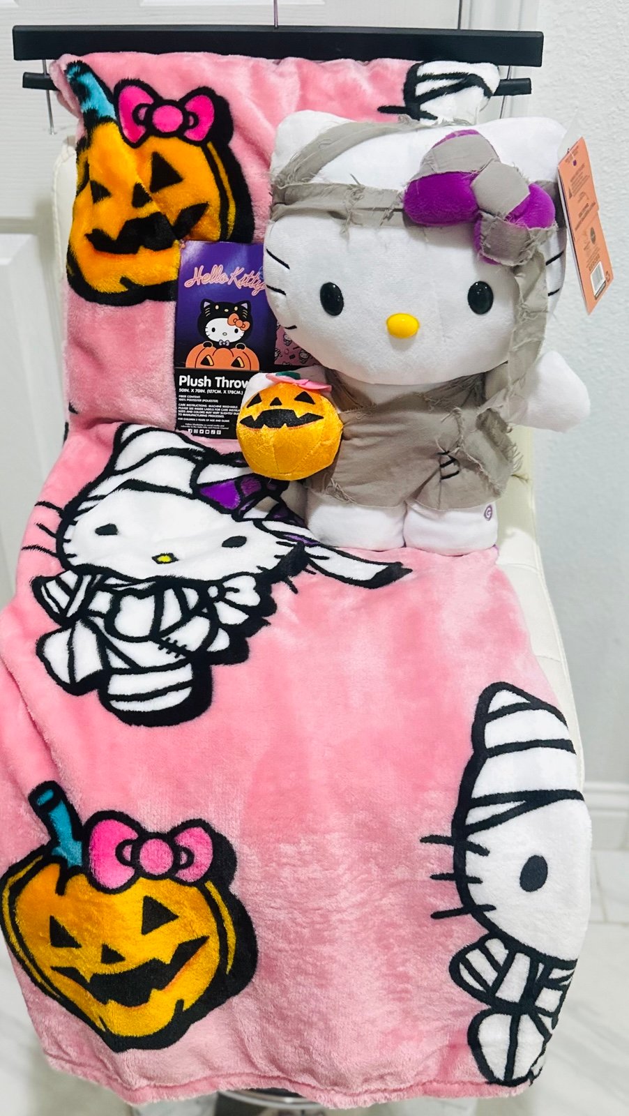 Hello Kitty PINK mummy blanket and mummy stepper