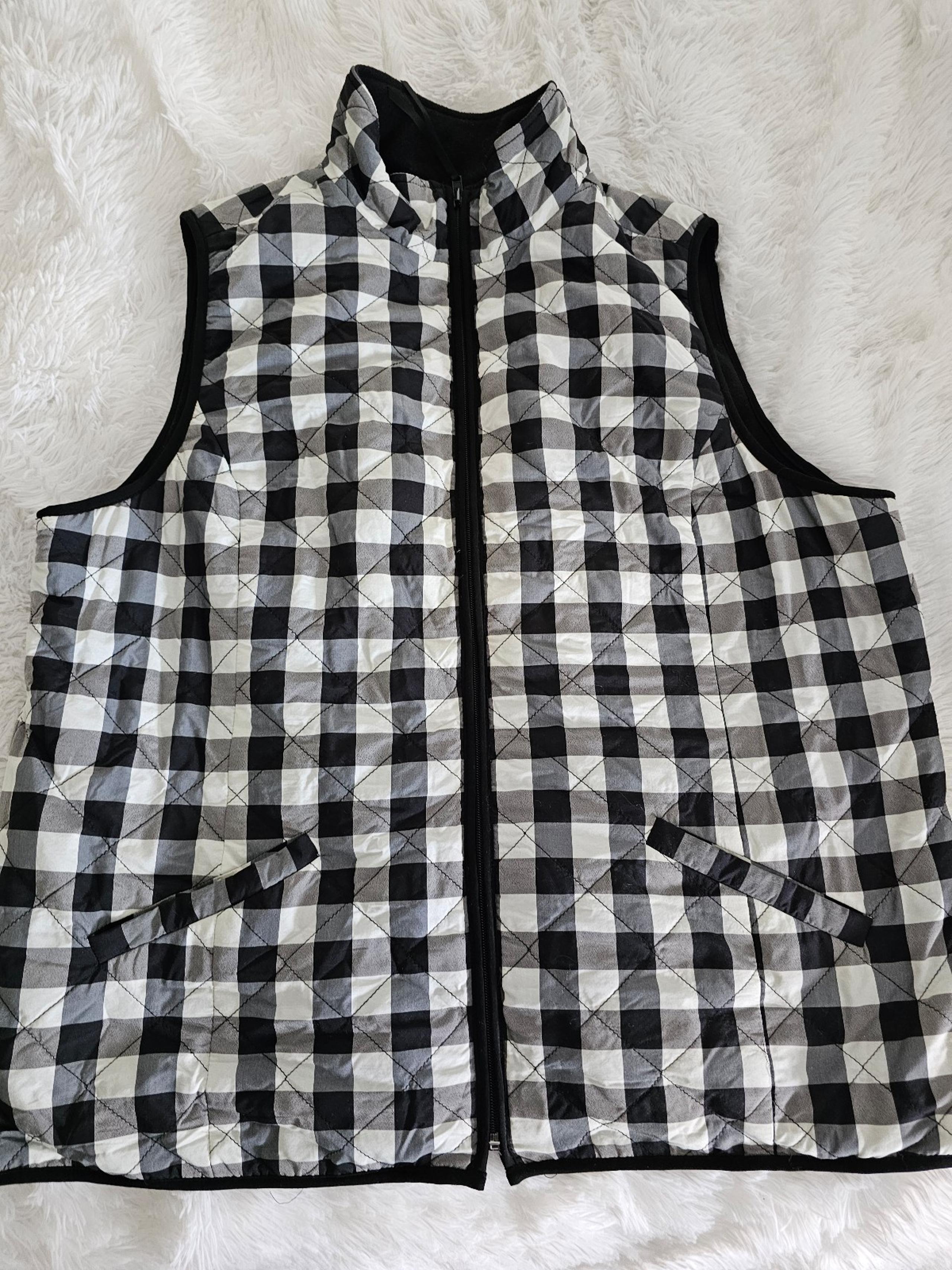 Women's xl reversible checkered/fleece vest