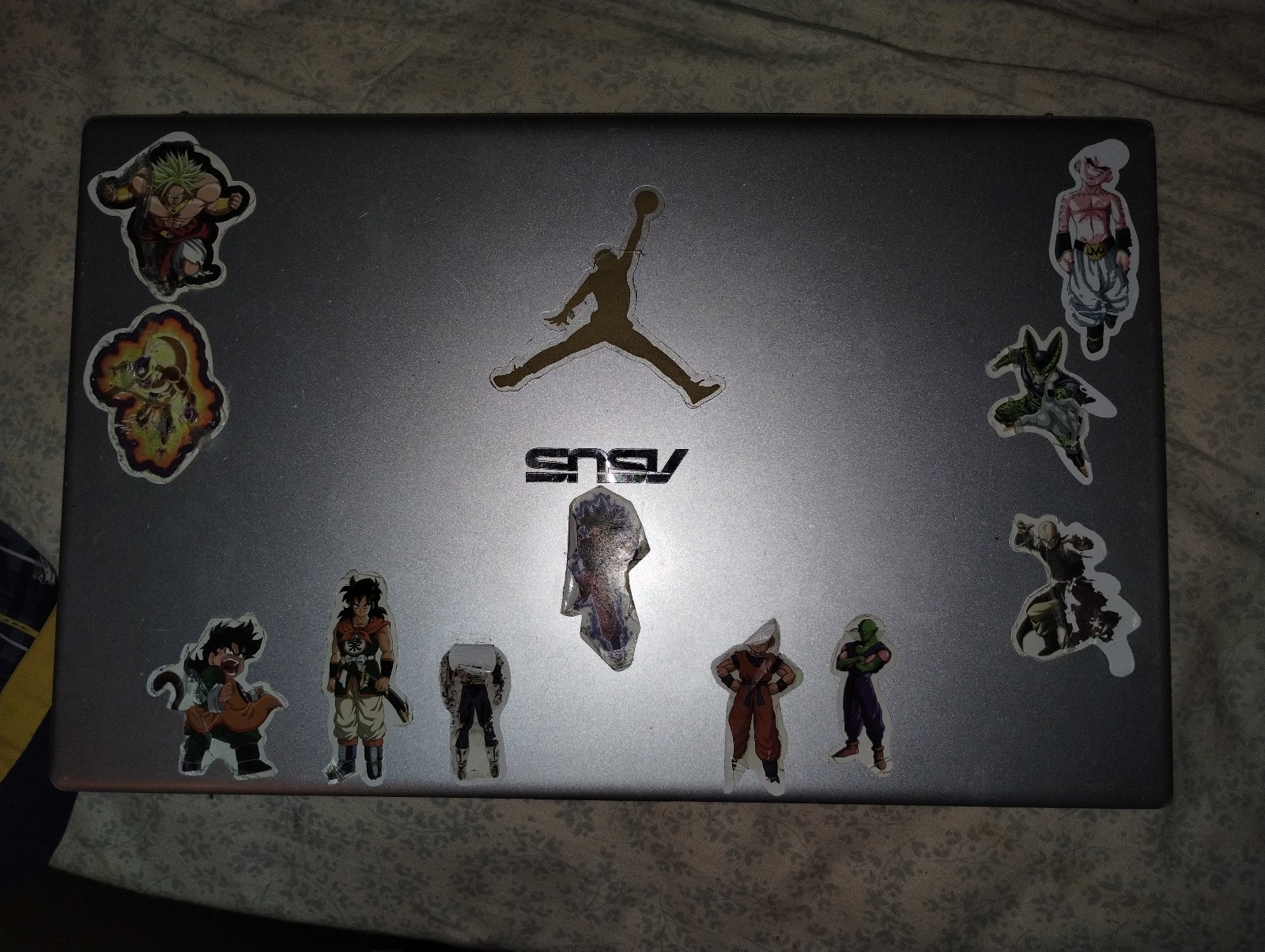 Asus viviobook laptop