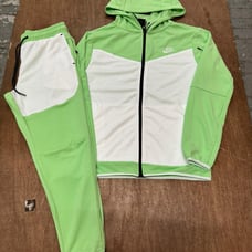 Nike Tech 3X