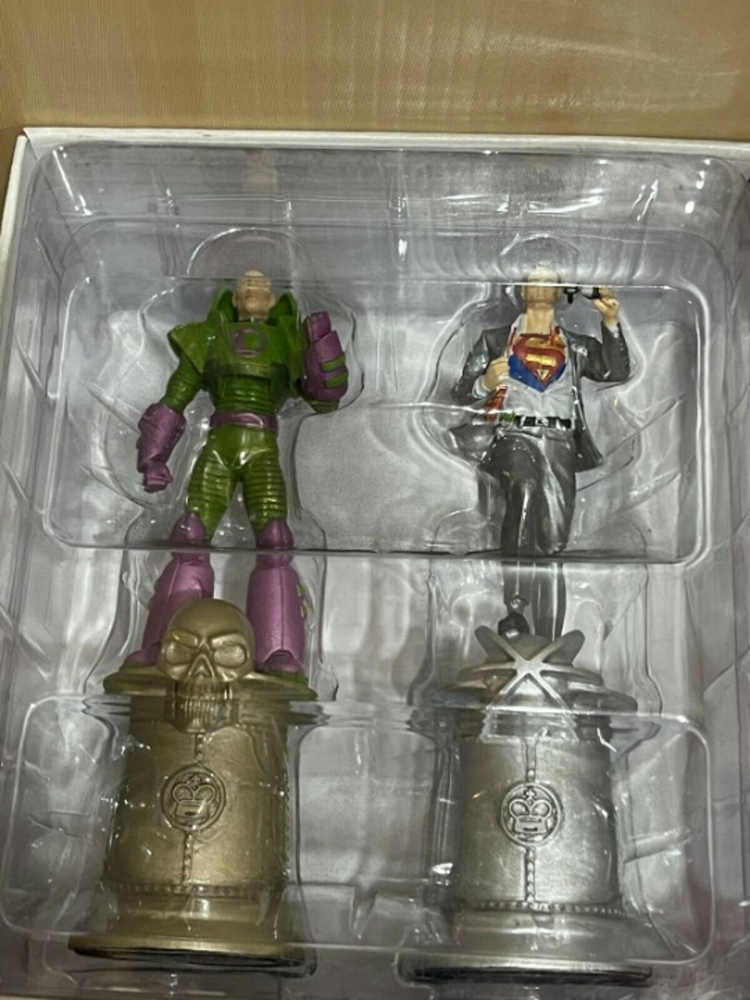 DC COMICS Eaglemoss Collector’s Set Figurines Figures---Lex Luthor & Clark Kent