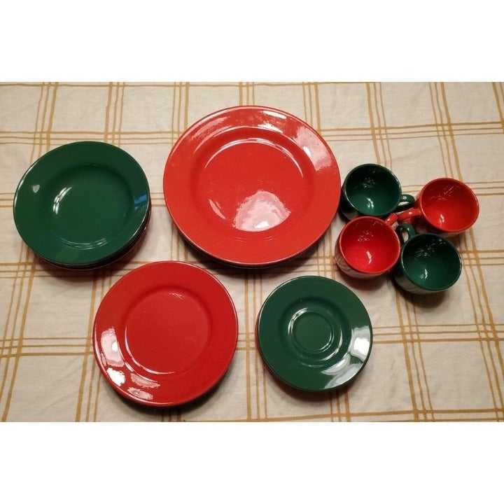 Waechtersbach Fun Factory Vintage Red/Green Dinner service Dishes for 4