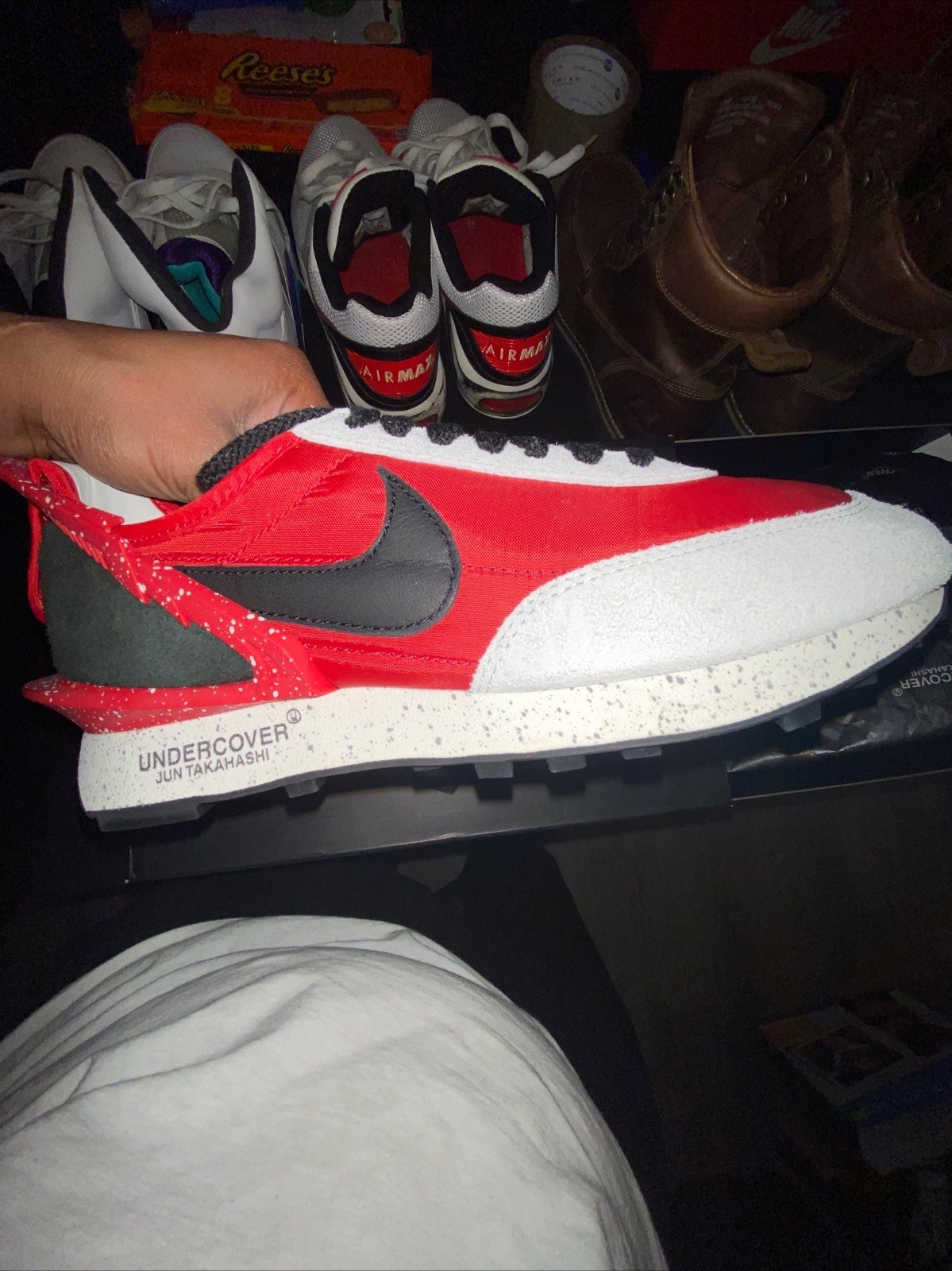 Nike Air Max navigate