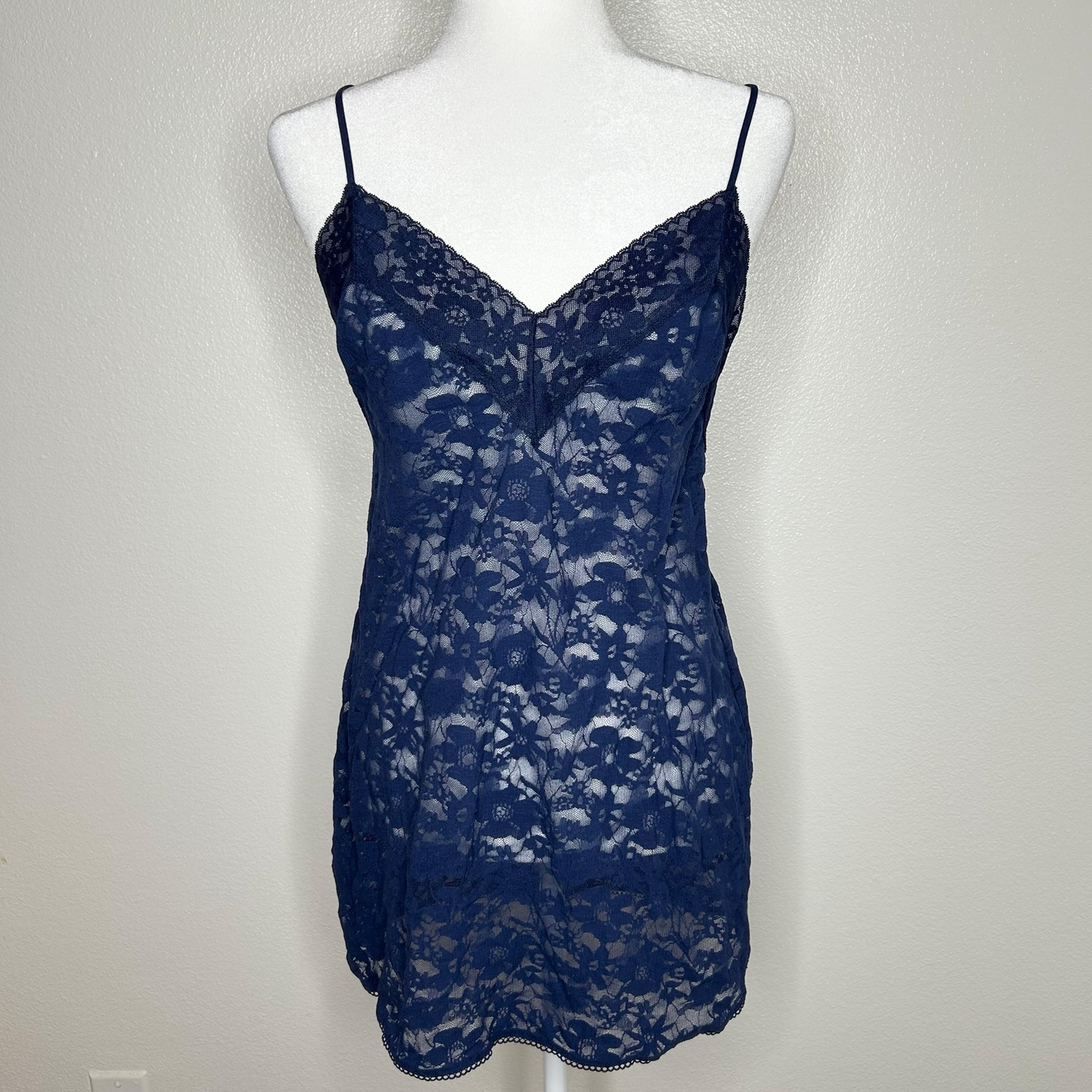 New Victoria's Secret Womens Navy V-Neck Lace Chemise Lingerie Slip Size L NWT