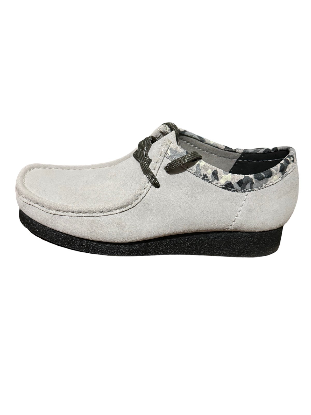 Clarks wallabees