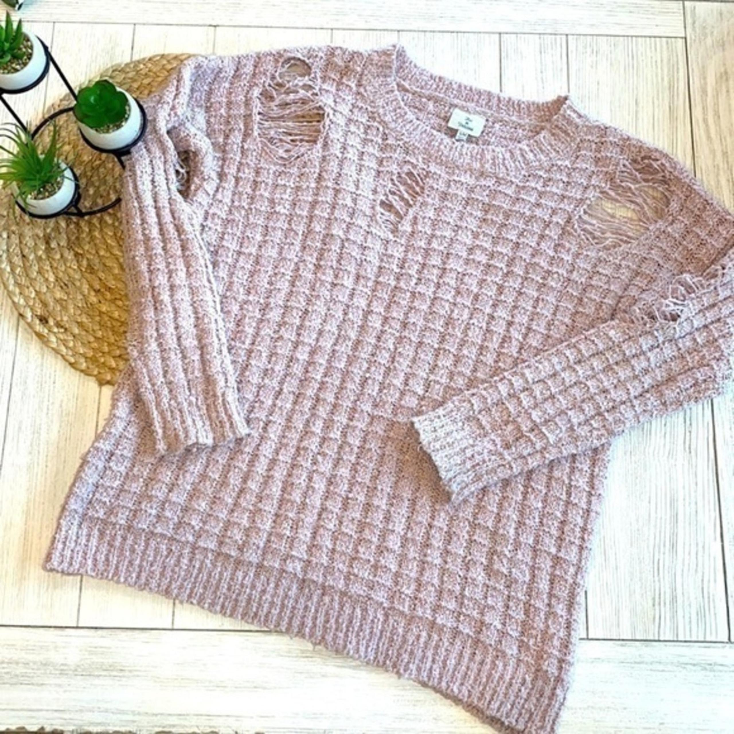 Hot & Delicious mauve distressed sweater size S/M