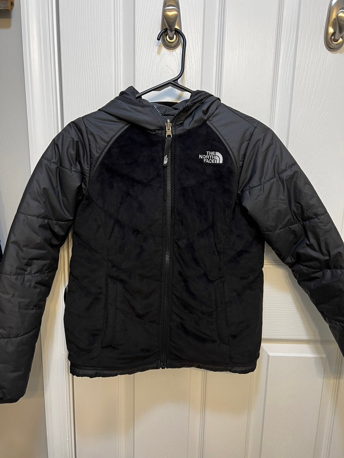 The North Face Girls' Reversible Perseus Jacket