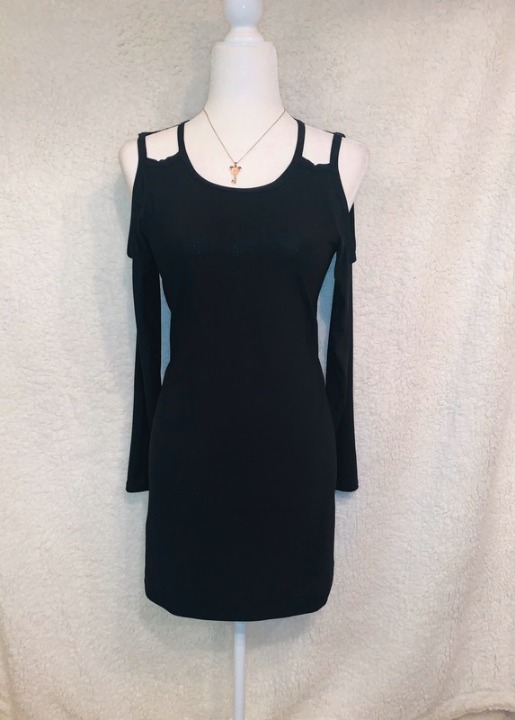 short Black dress to the knees , Stretch dress