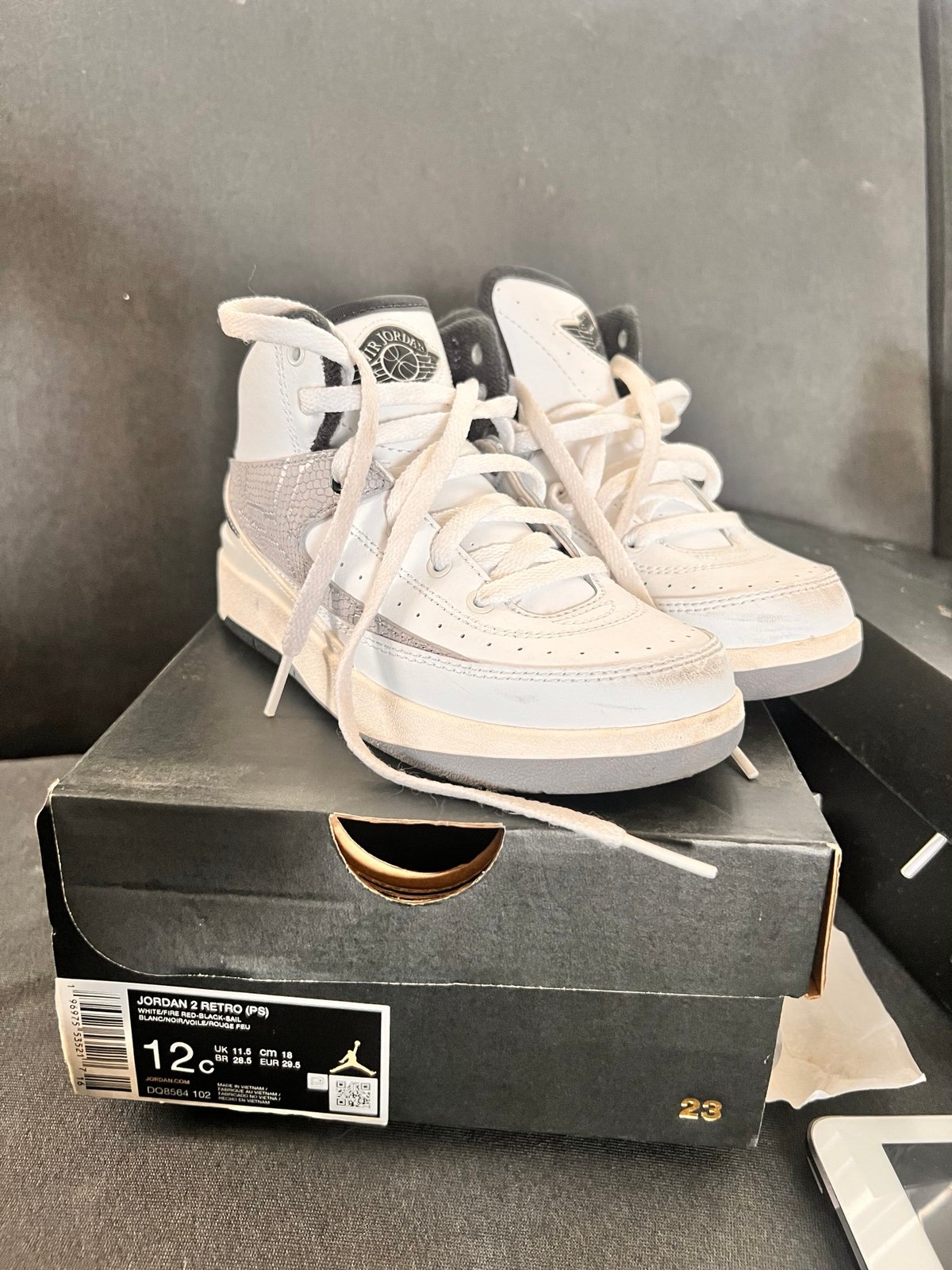 Jordan 2 Retro