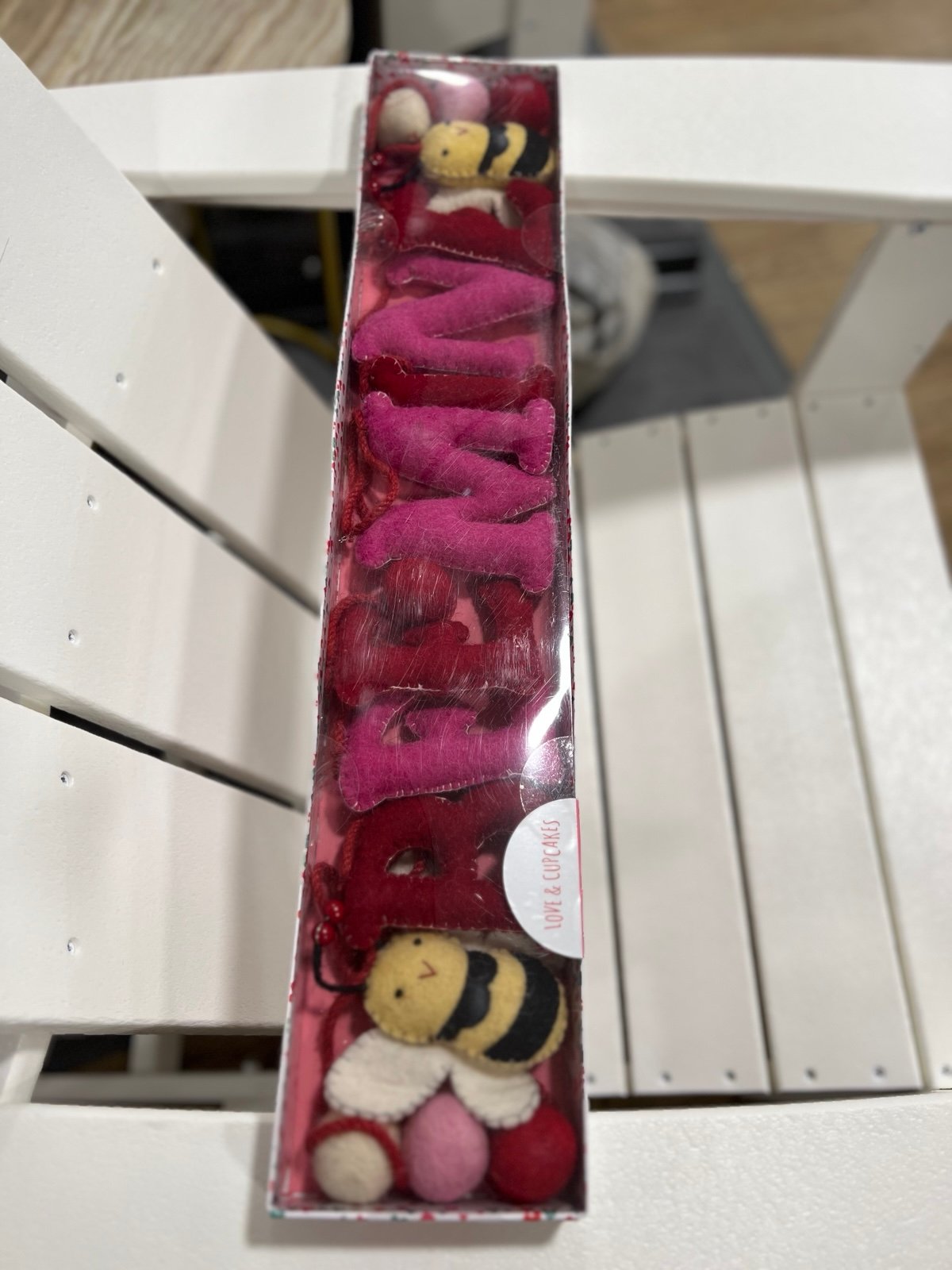 Be mine wool /felt valentine garland !