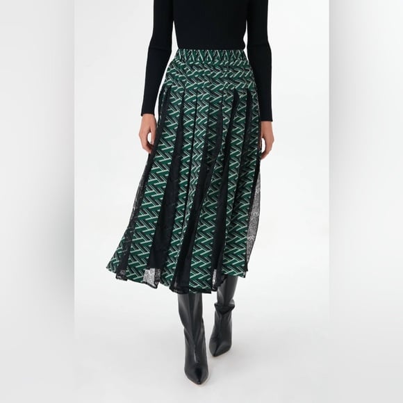 NWT Tuckernuck Emerald Geo Marlow pleated lace Skirt Medium Green