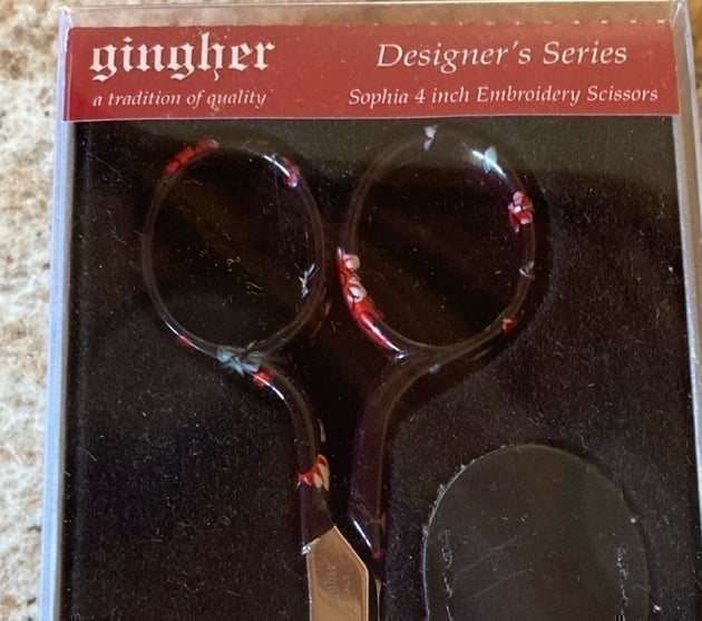 NIB 4” Sophia Gingher Designer Series Embroidery Scissors