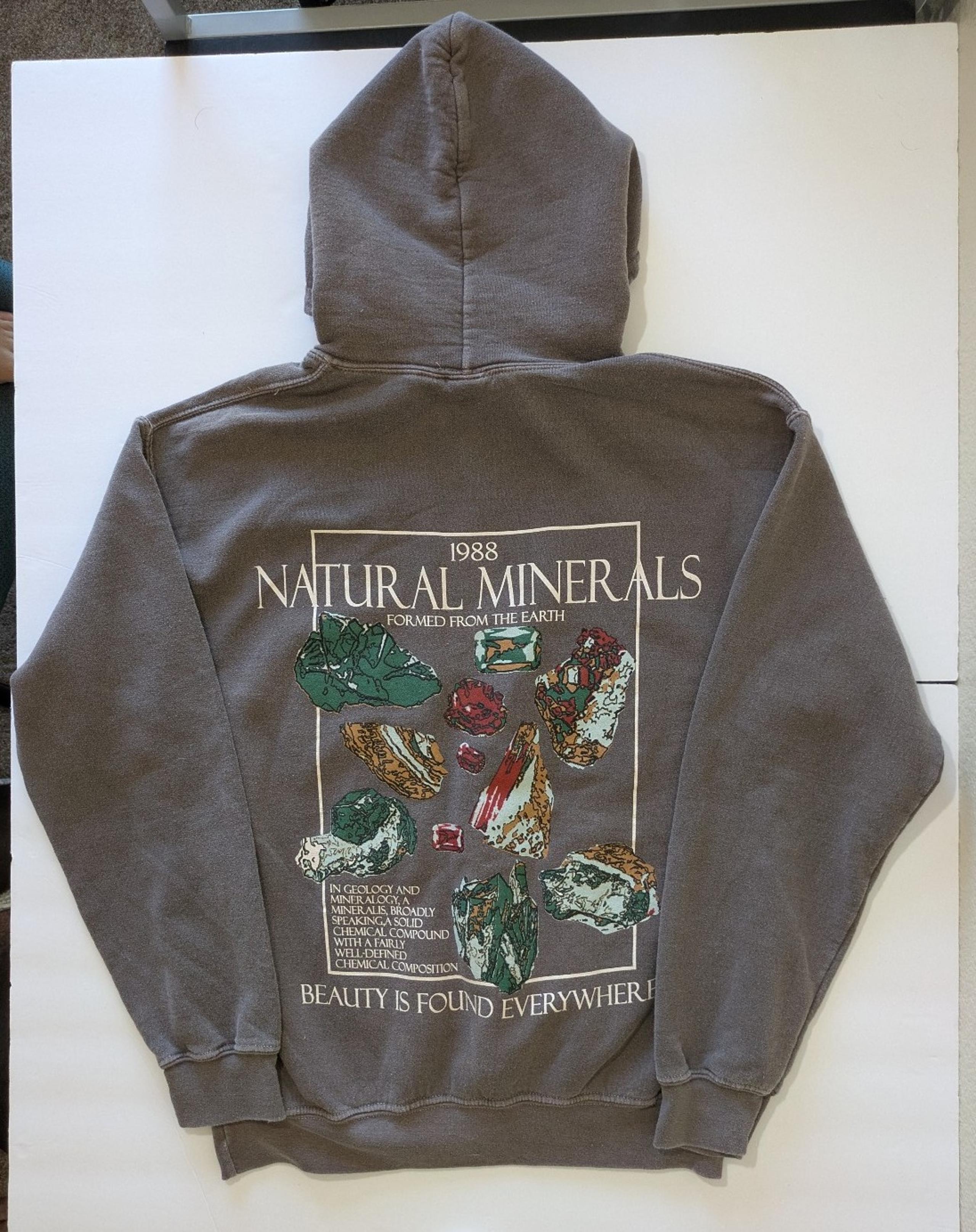UO Natural Minerals Hoodie Men XS Brown Crystals Brown/Gray