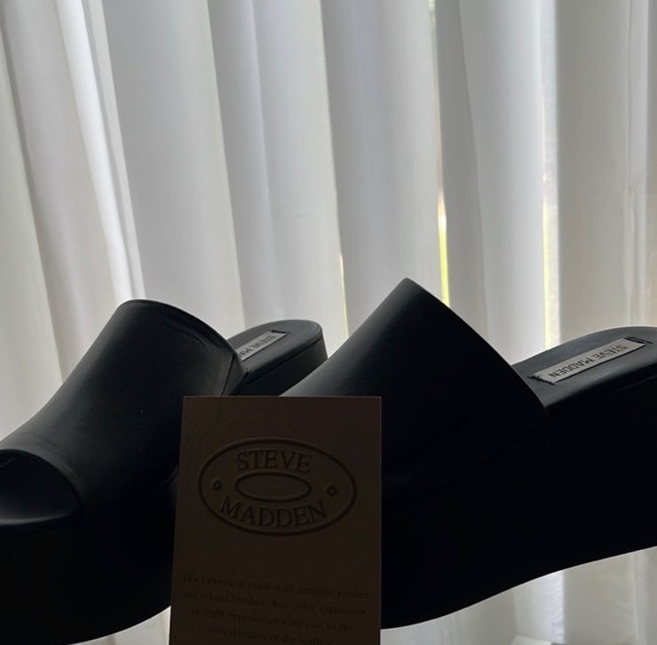 New Steve Madden Christa Black Leather Platforms