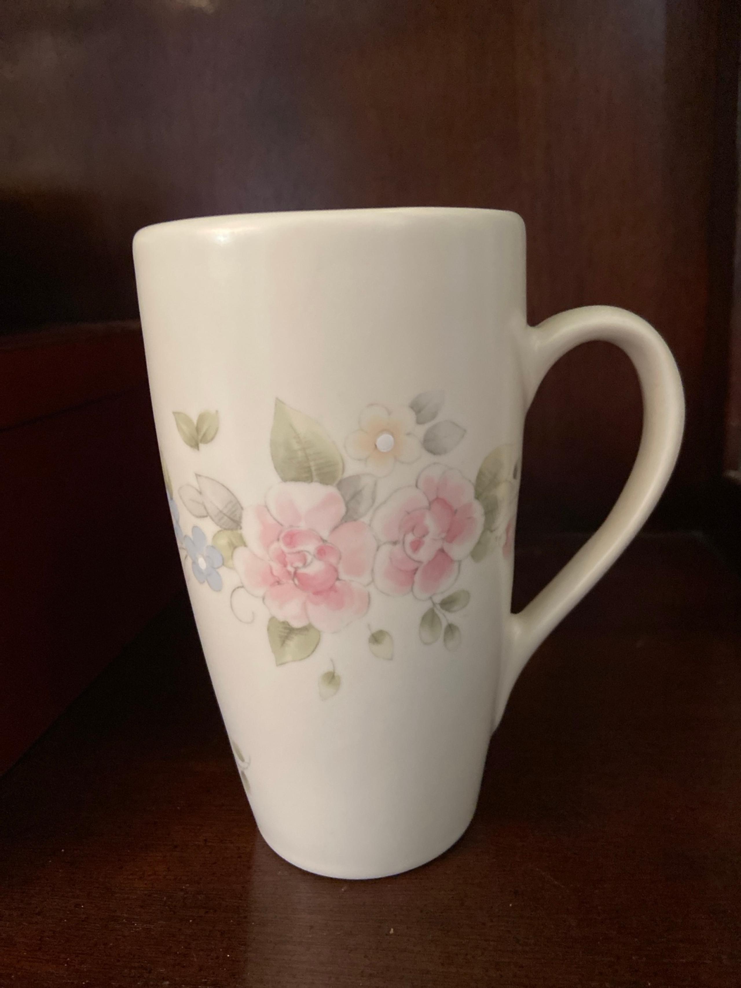 Pfaltzgraff Tea Rose Trousseau Latte Mug